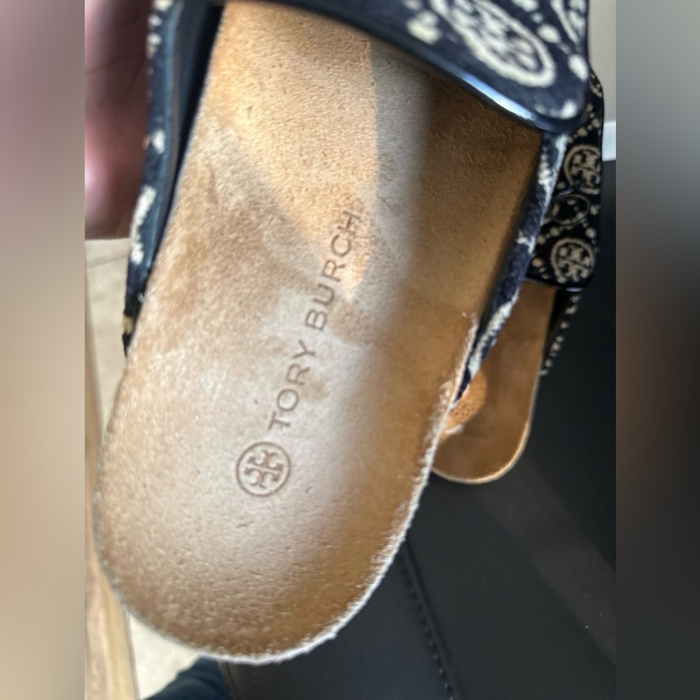 TORY BURCH
Embellished printed jacquard slippers - Picture 10 of 11